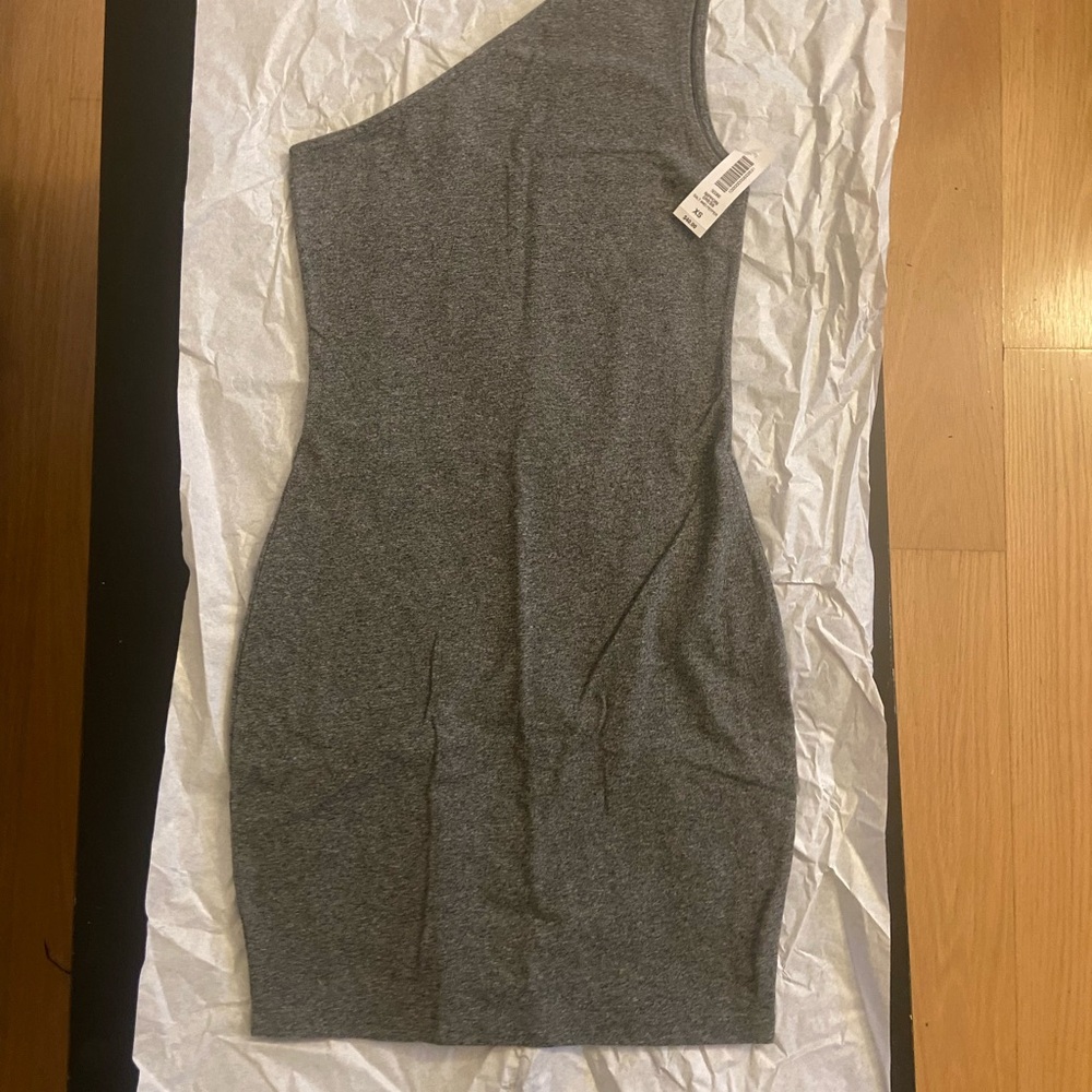 NWT Aritzia One-Shoulder Dress, XS, can be dressed up or down!